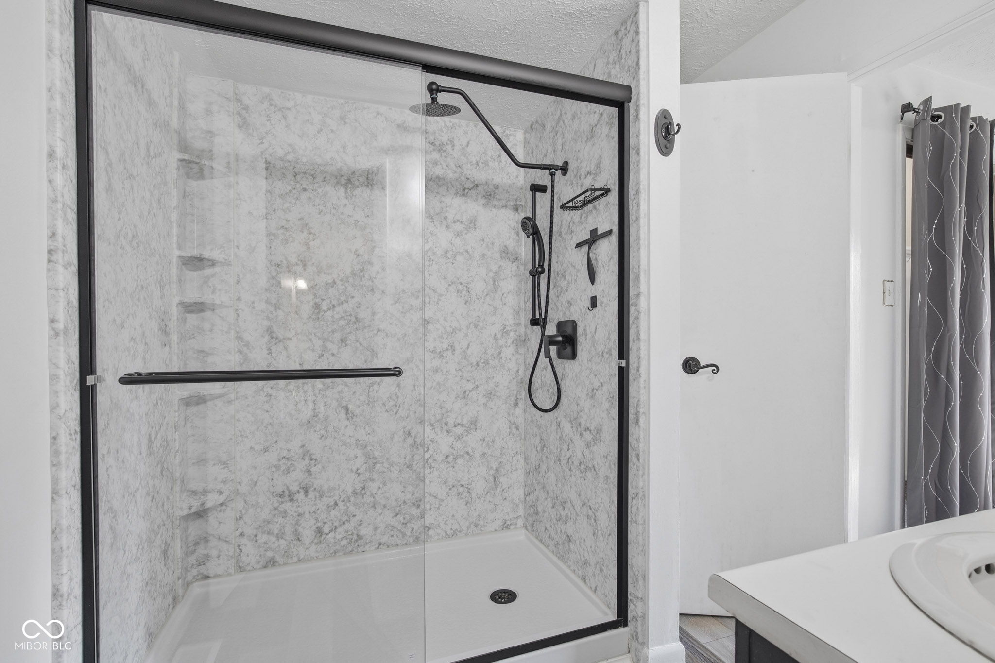 4404 Devon Lake Road Indianapolis, IN 46226 - Photo 33 of 68