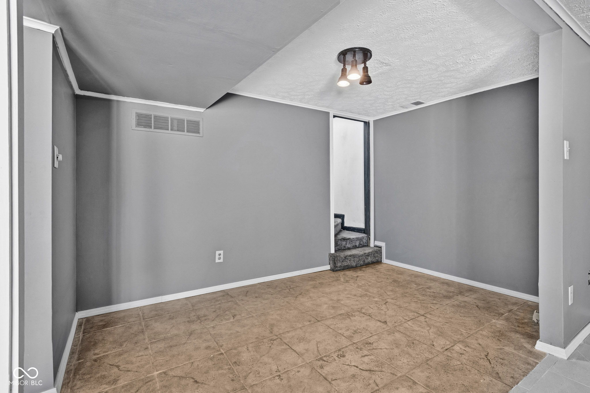 4404 Devon Lake Road Indianapolis, IN 46226 - Photo 35 of 68