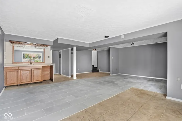 $419,900 | 4404 Devon Lake Road, Indianapolis, IN 46226