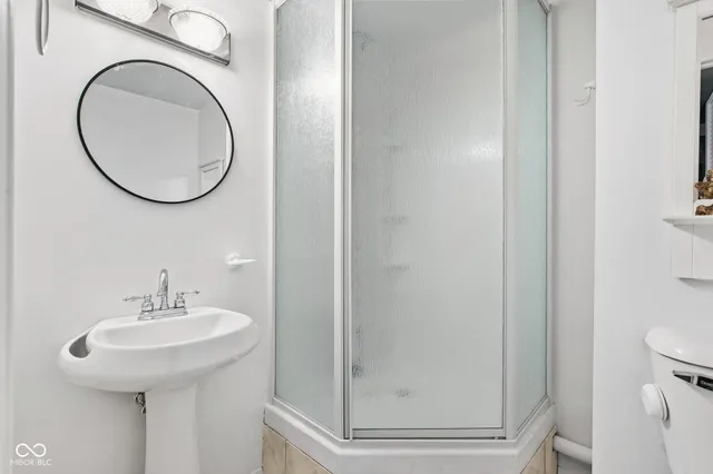 $419,900 | 4404 Devon Lake Road, Indianapolis, IN 46226