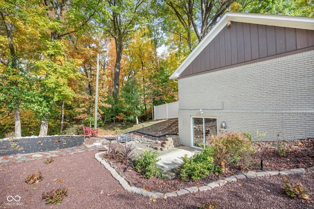 $419,900 | 4404 Devon Lake Road, Indianapolis, IN 46226