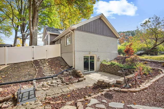 $419,900 | 4404 Devon Lake Road, Indianapolis, IN 46226