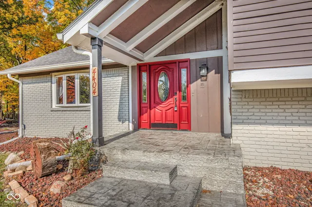 $419,900 | 4404 Devon Lake Road, Indianapolis, IN 46226