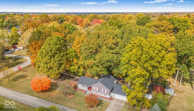 $419,900 | 4404 Devon Lake Road, Indianapolis, IN 46226