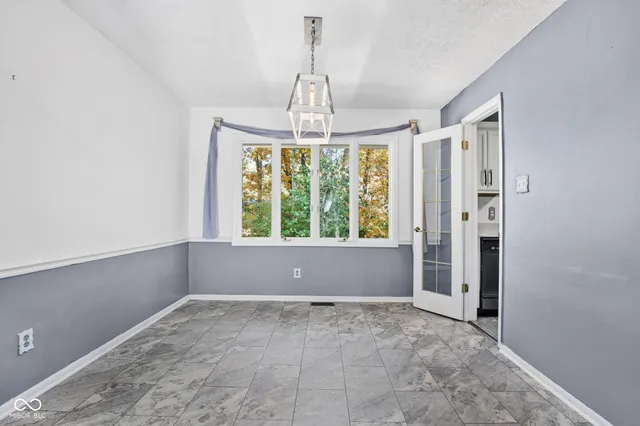 $419,900 | 4404 Devon Lake Road, Indianapolis, IN 46226