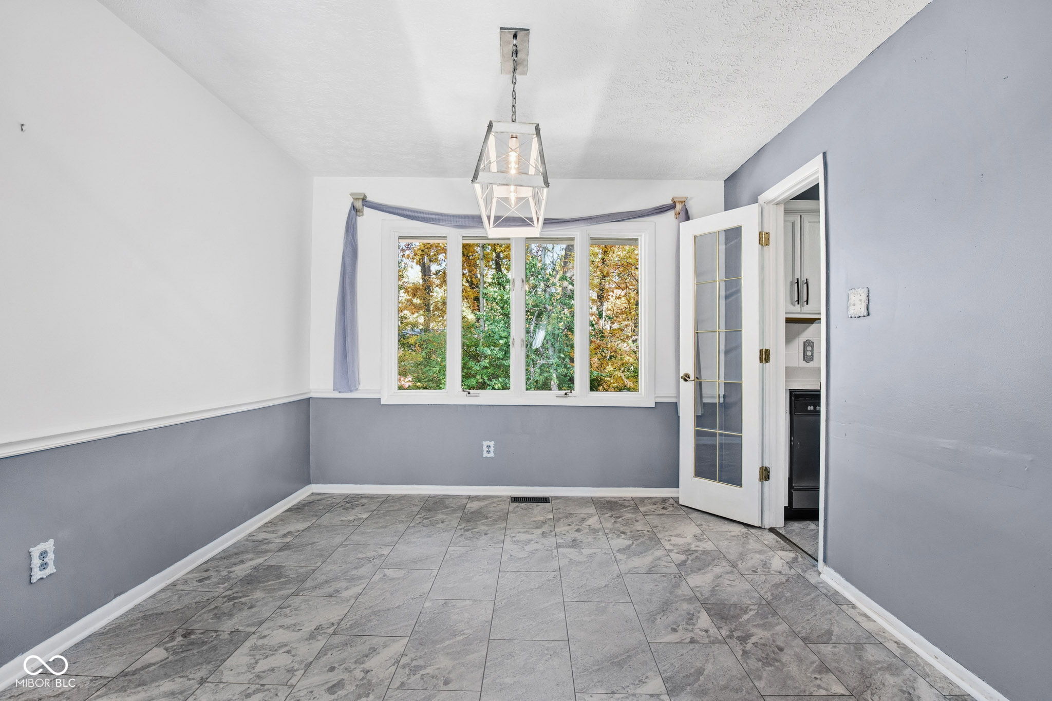 4404 Devon Lake Road Indianapolis, IN 46226 - Photo 7 of 68