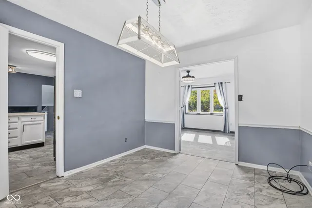 $419,900 | 4404 Devon Lake Road, Indianapolis, IN 46226