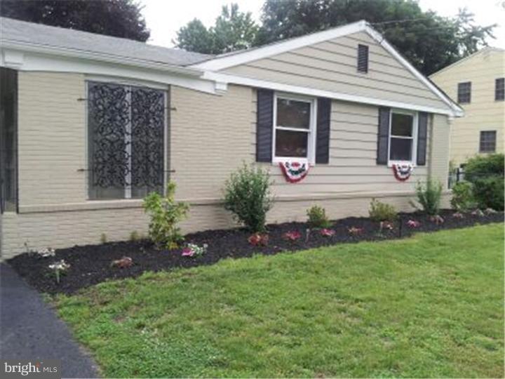 603 Parry Road Cinnaminson, NJ 08077 - Photo 2 of 12 Front Yard