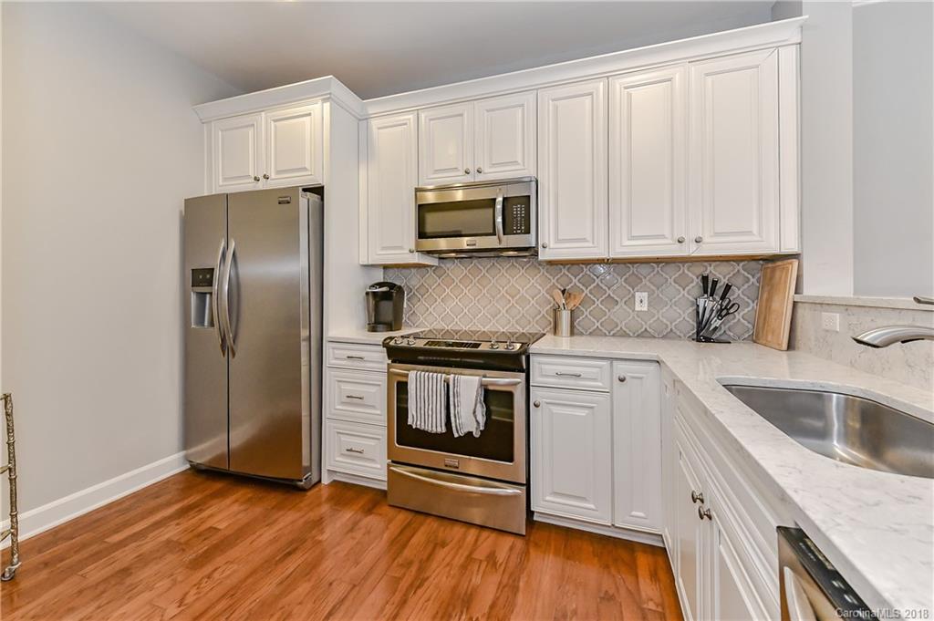 416 Queens Road, Unit 16 Charlotte, NC 28207 - Photo 15 of 29 Gallery Image 15