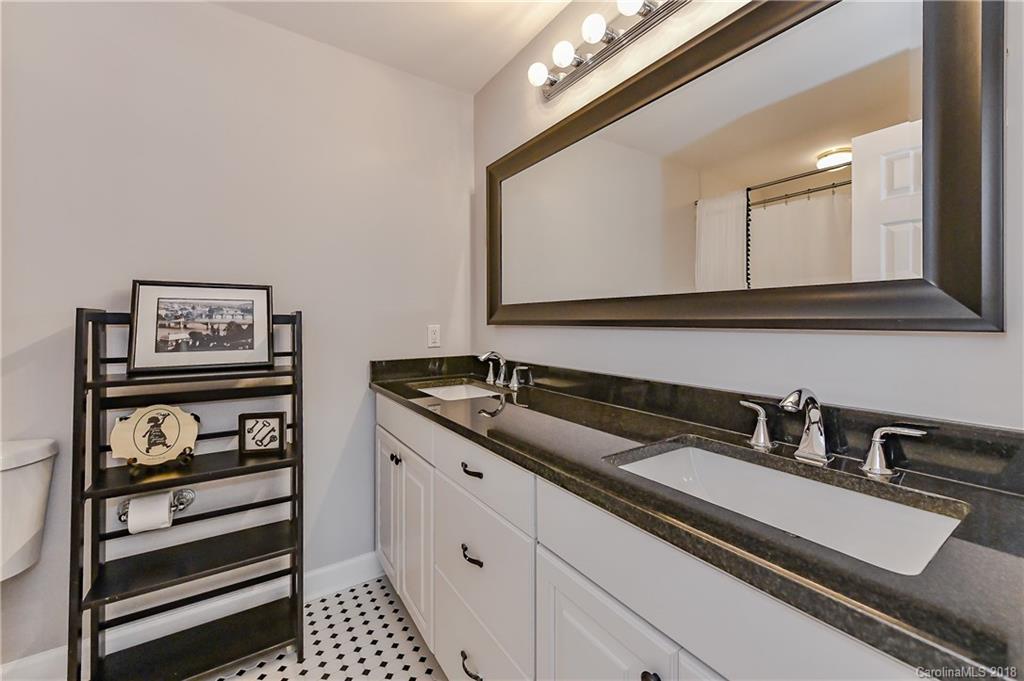 416 Queens Road, Unit 16 Charlotte, NC 28207 - Photo 21 of 29 Gallery Image 21