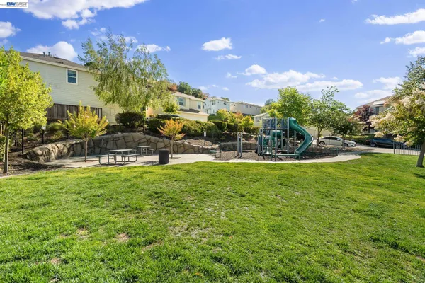 $760,000 | 663 Falling Star Drive, Martinez, CA 94553