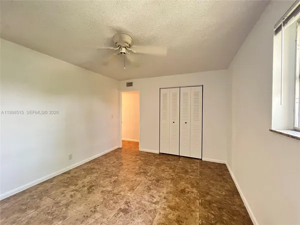 $2,150 | 850 East Commercial Boulevard, Unit 216B, Oakland Park, FL 33334