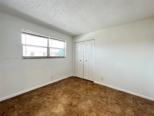 $2,150 | 850 East Commercial Boulevard, Unit 216B, Oakland Park, FL 33334