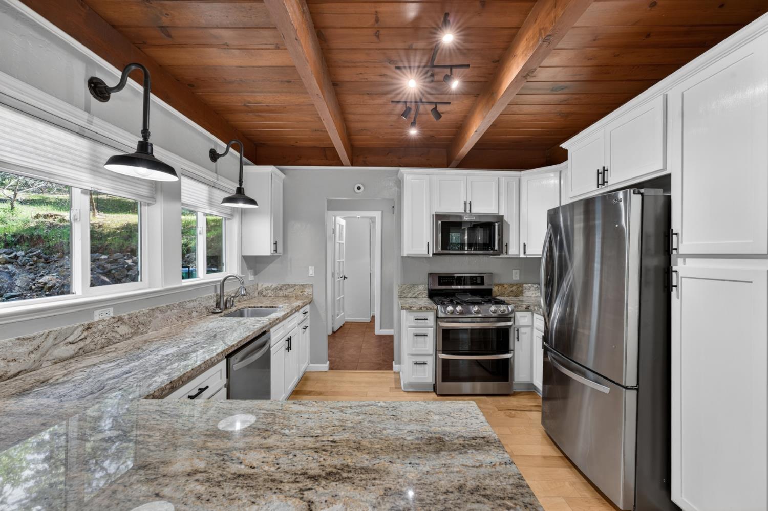 4340 Fairglade Road Placerville, CA 95667 - Photo 11 of 42