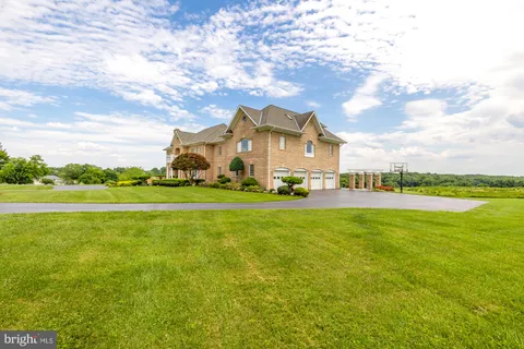 $2,995,500 | 14950 Kelley Farm Drive, Darnestown, MD 20874