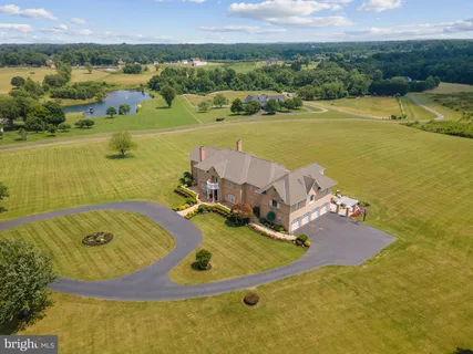 $2,995,500 | 14950 Kelley Farm Drive, Darnestown, MD 20874