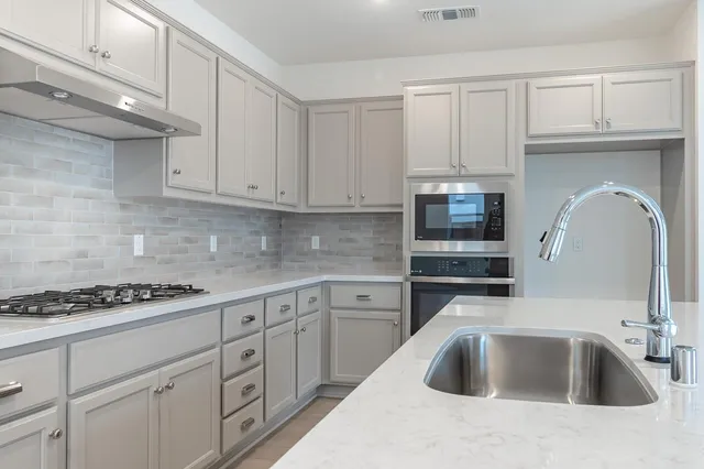 $799,900 | 17014 Tupper Street, Lathrop, CA 95330