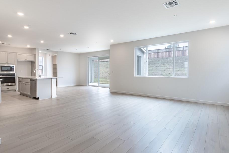 17014 Tupper Street Lathrop, CA 95330 - Photo 6 of 25