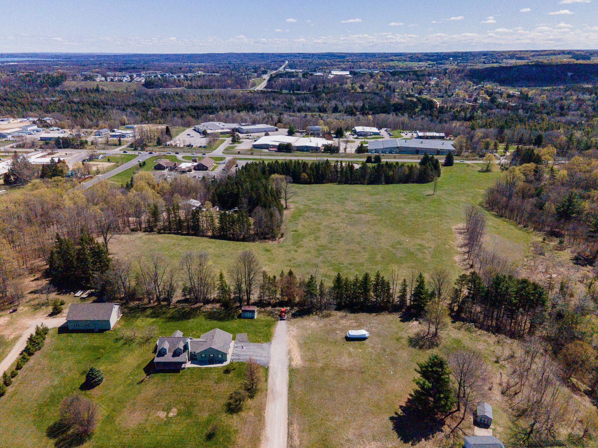 1795 Cass Road Traverse City, MI 49685 - Photo 4 of 11