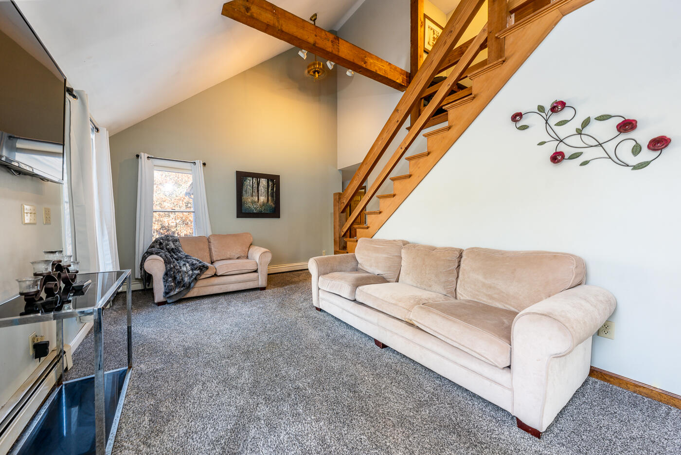 35 Spruce Grove Road Harwich, MA 02645 - Photo 29 of 48 livroom2