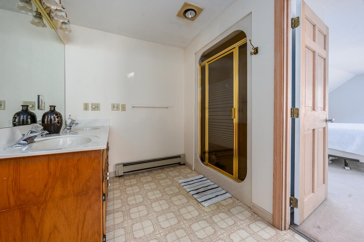 35 Spruce Grove Road Harwich, MA 02645 - Photo 42 of 48 upperbath2