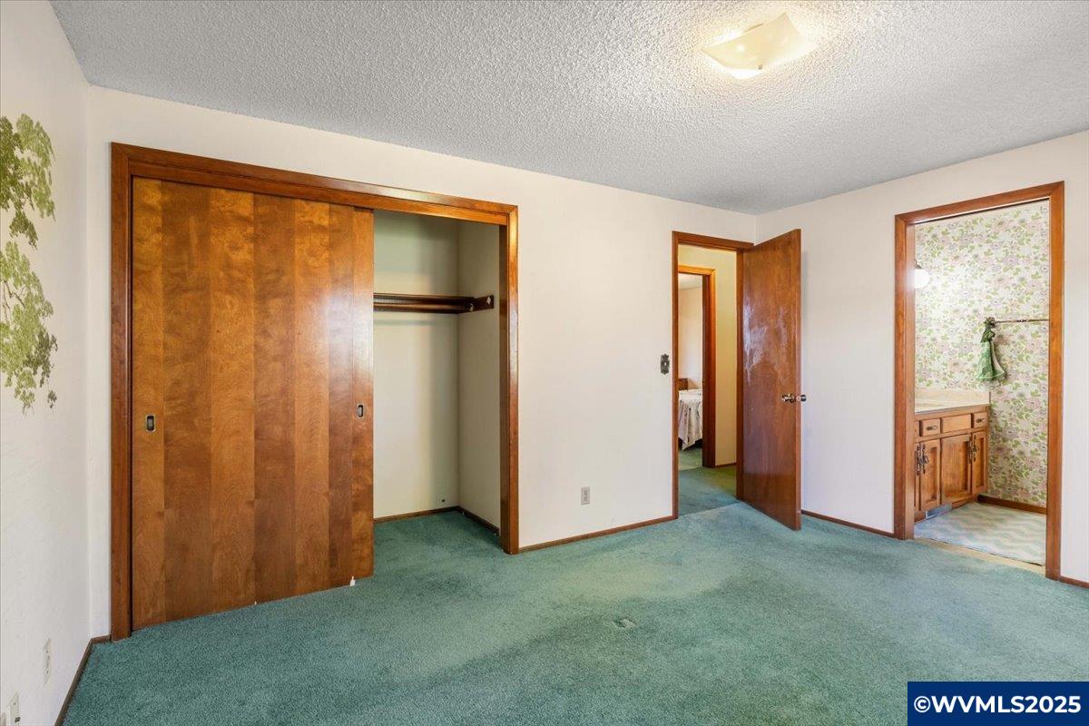 593 Howell Prairie Road Northeast Salem, OR 97317 - Photo 12 of 37 Gallery Image 12