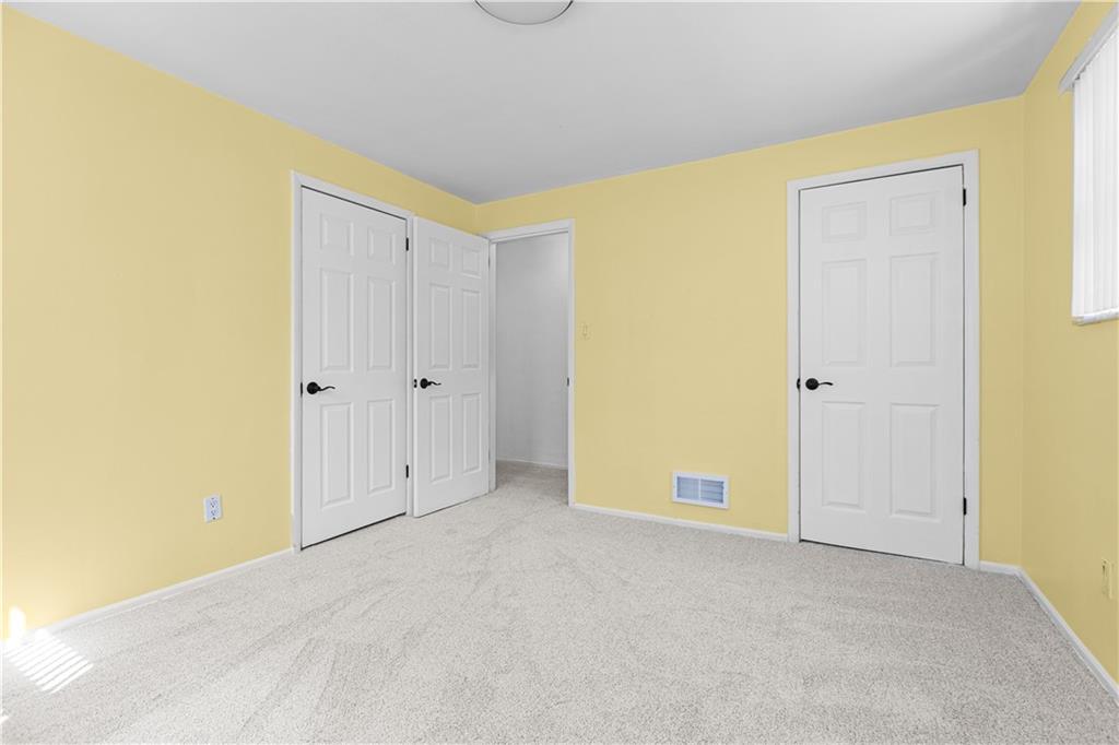 328 West Bruceton Road Pittsburgh, PA 15236 - Photo 9 of 21 Gallery Image 9