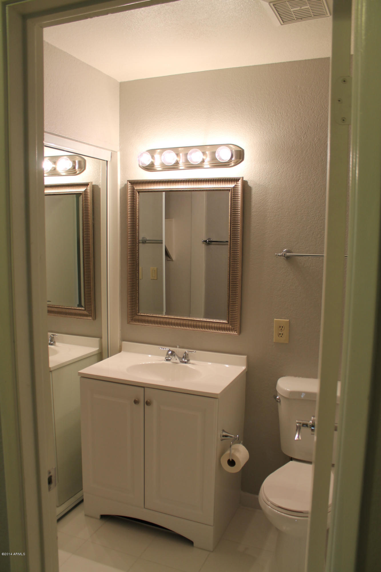 602 North May, Unit 112 Mesa, AZ 85201 - Photo 14 of 30 april 14 016