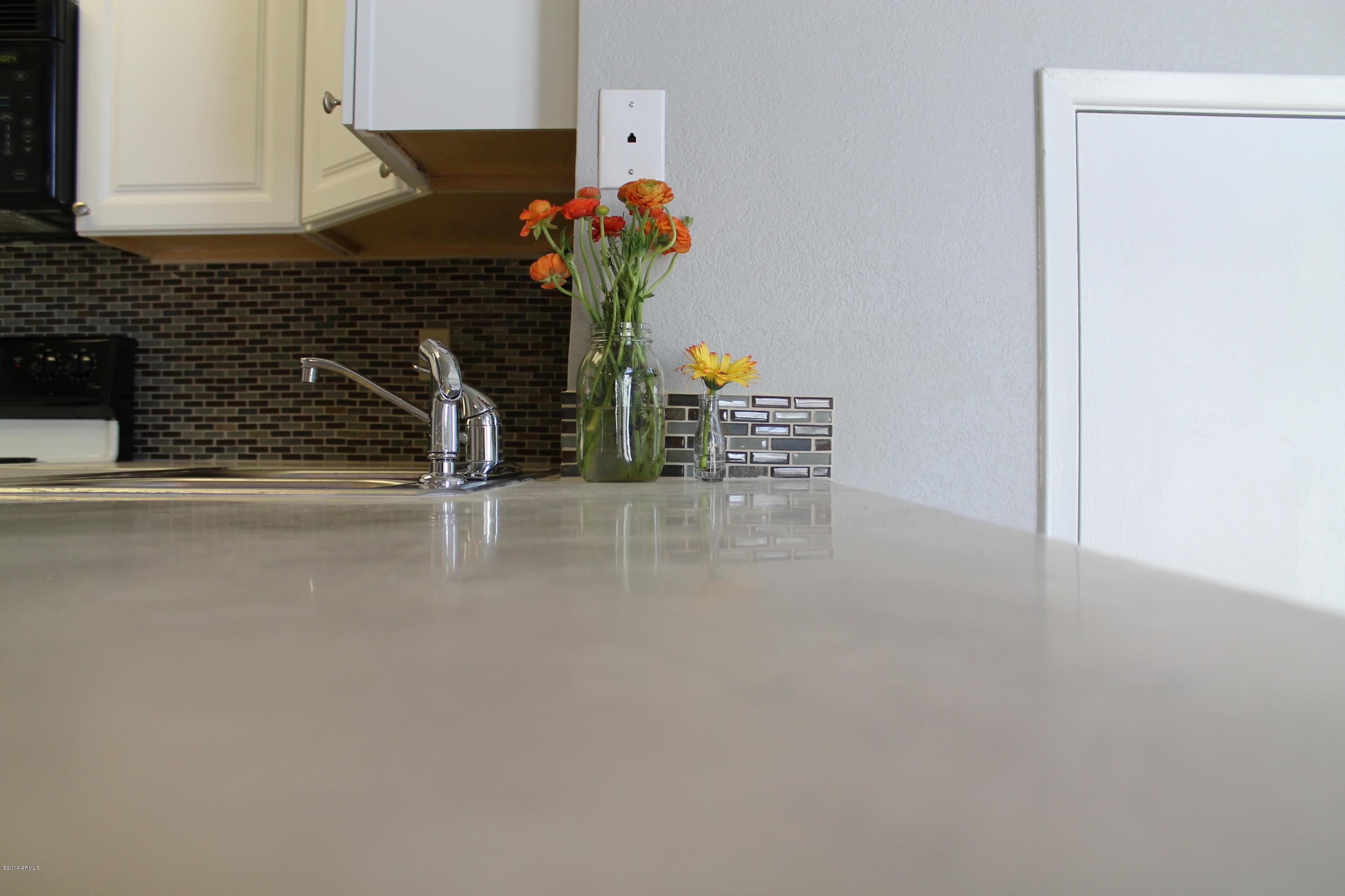 602 North May, Unit 112 Mesa, AZ 85201 - Photo 4 of 30 602 003