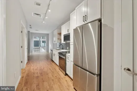 $2,100 | 1219-23 Constitution Avenue, Unit 2653, Philadelphia, PA 19112