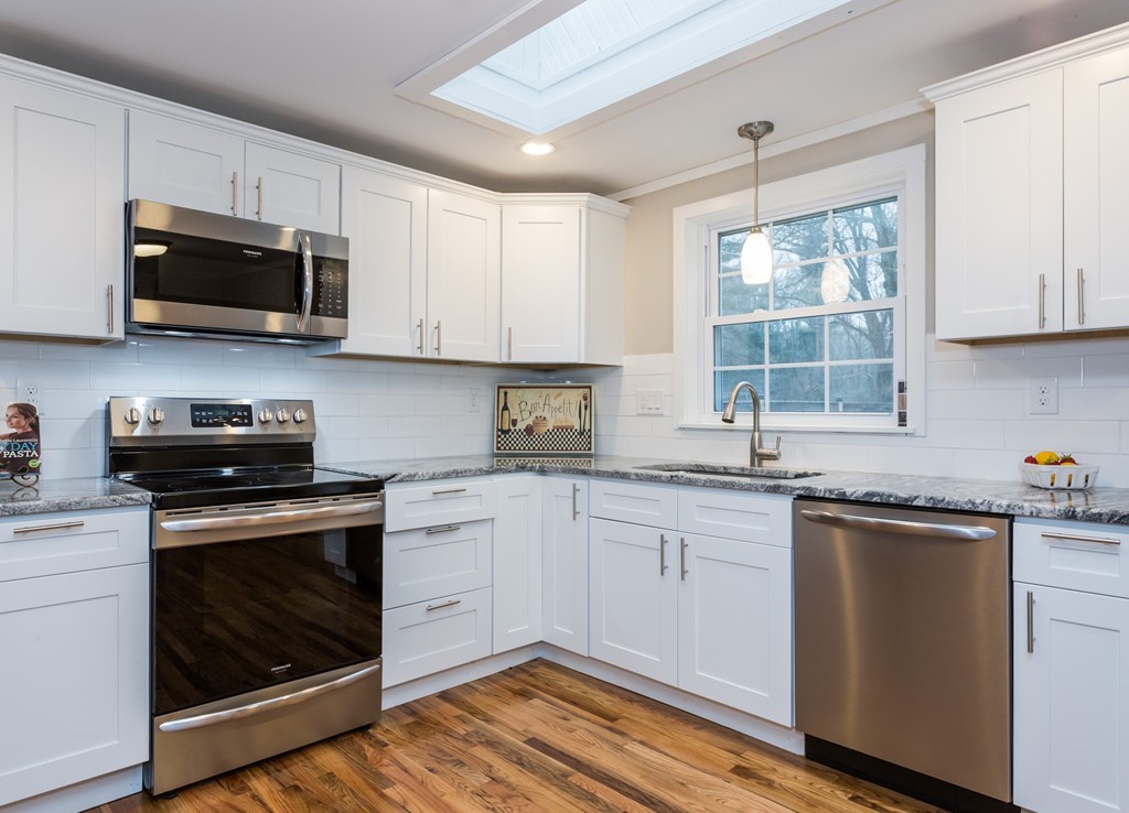 7 Matthews Road Southwick, MA 01077 - Photo 2 of 30 Gallery Image 2