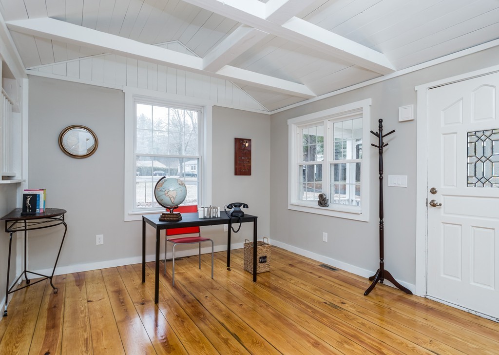 7 Matthews Road Southwick, MA 01077 - Photo 5 of 30 Gallery Image 5