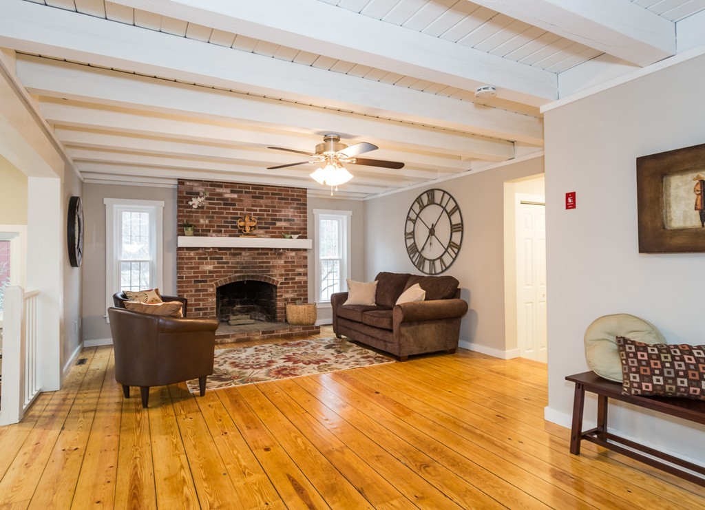 7 Matthews Road Southwick, MA 01077 - Photo 9 of 30 Gallery Image 9
