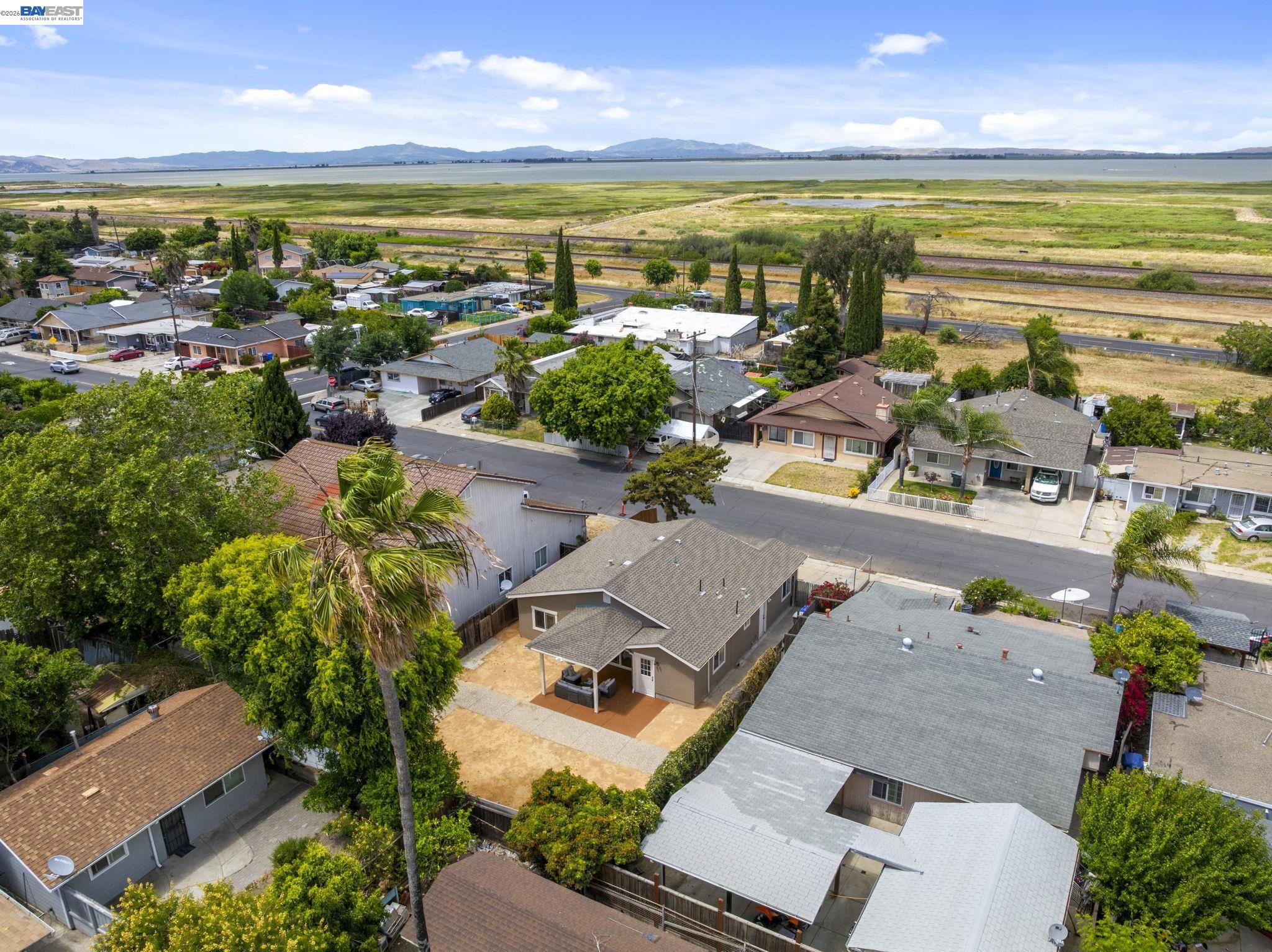 277 Shore Road Bay Point, CA 94565 - Photo 33 of 41