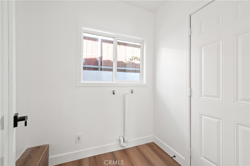 5563 Bangor Street Los Angeles, CA 90016 - Photo 19 of 26