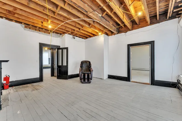 $1,600,000 | 15 Central Street, Woodstock, VT 05091