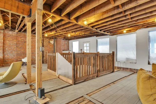 $1,600,000 | 15 Central Street, Woodstock, VT 05091