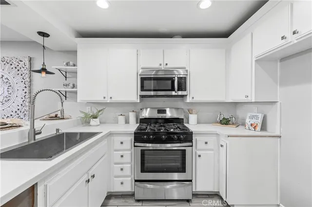 $449,000 | 829 South Mountain Avenue, Ontario, CA 91762