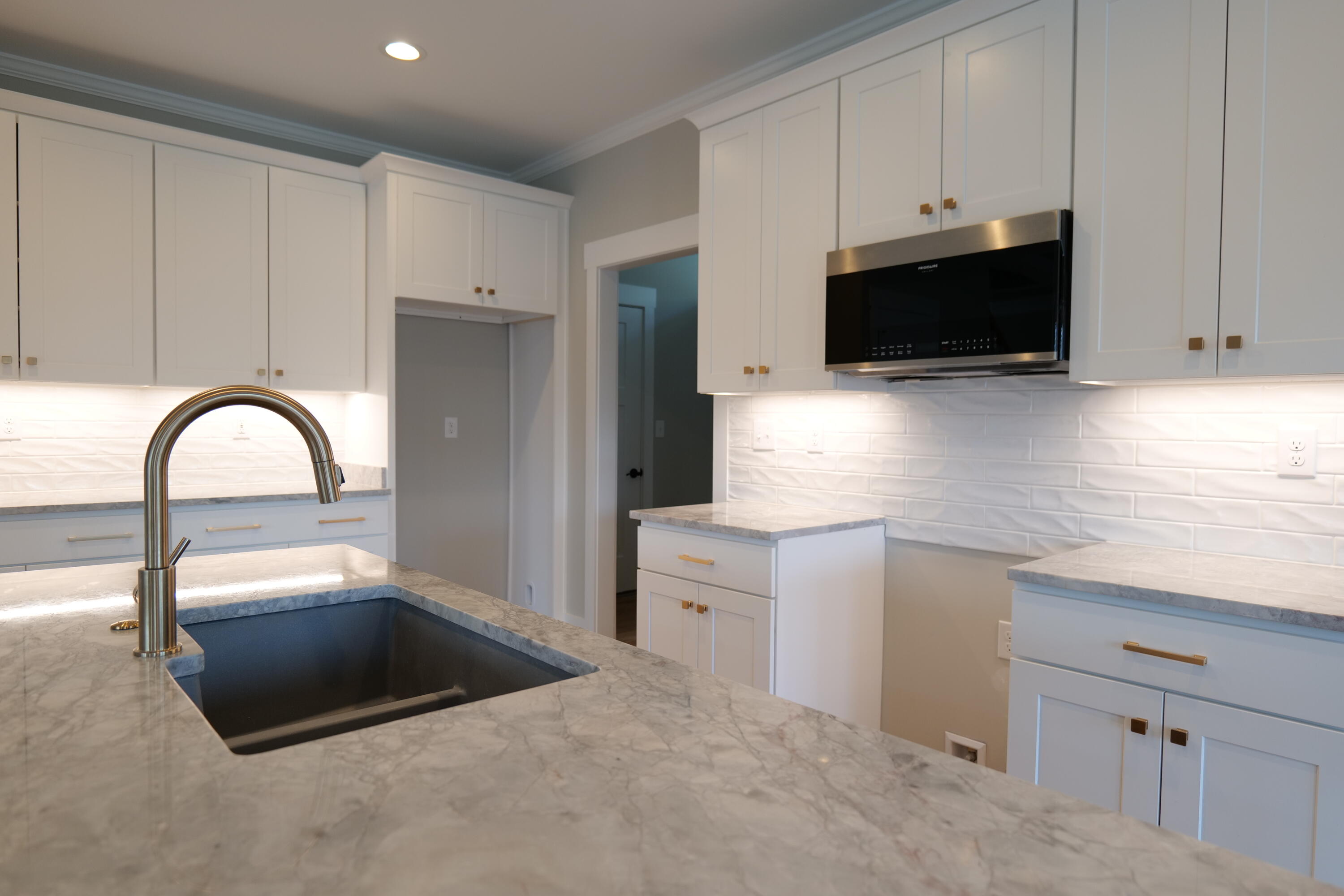4097 Buttermilk Road Lexington, KY 40509 - Photo 18 of 50 P1000080
