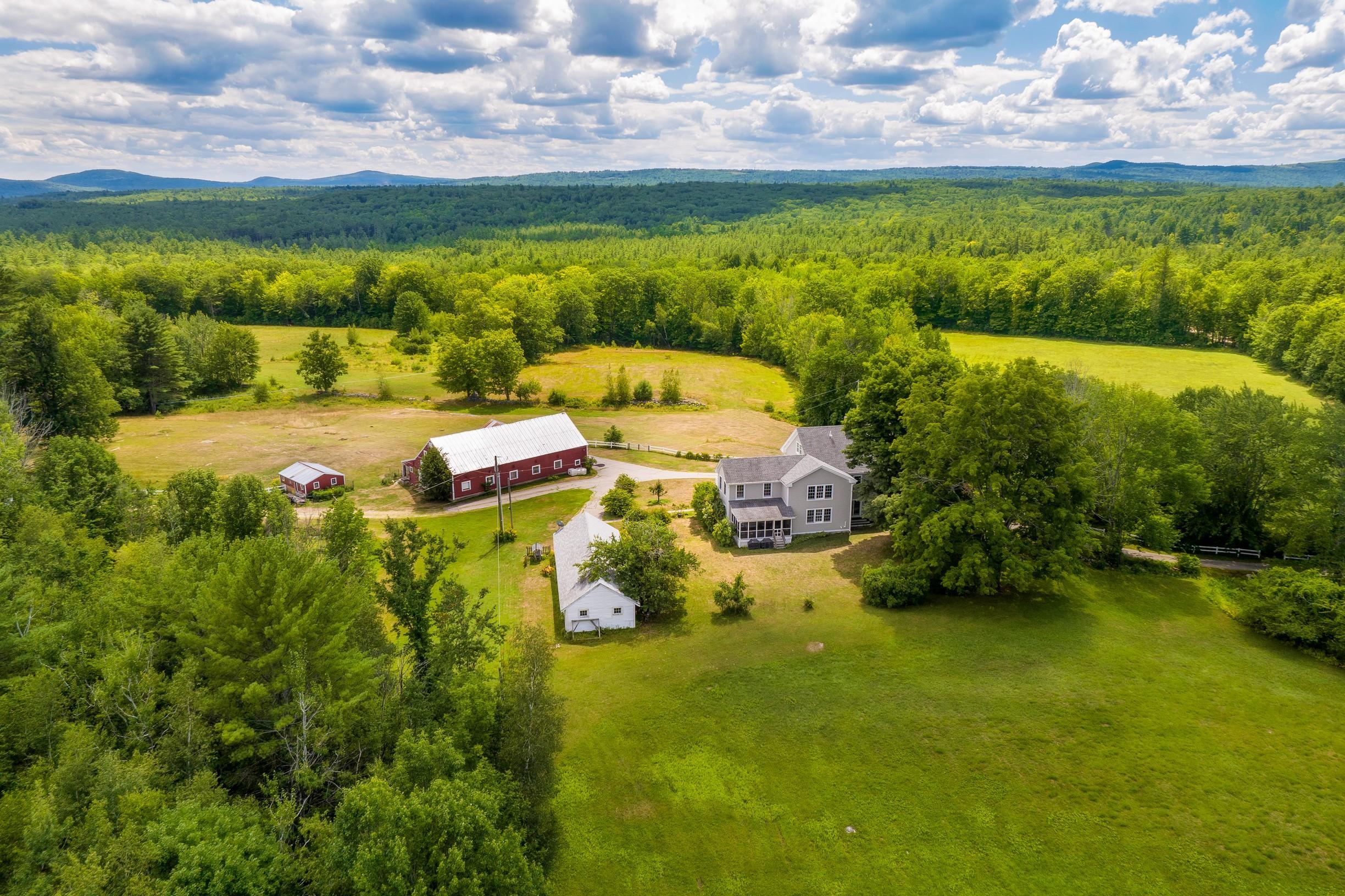 153 Middleton Road New Durham, NH 03855 - Photo 3 of 40