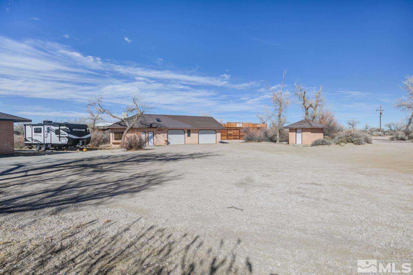 3812 Boyer Road Fallon, NV 89406 - Photo 32 of 40 a view of a parking area