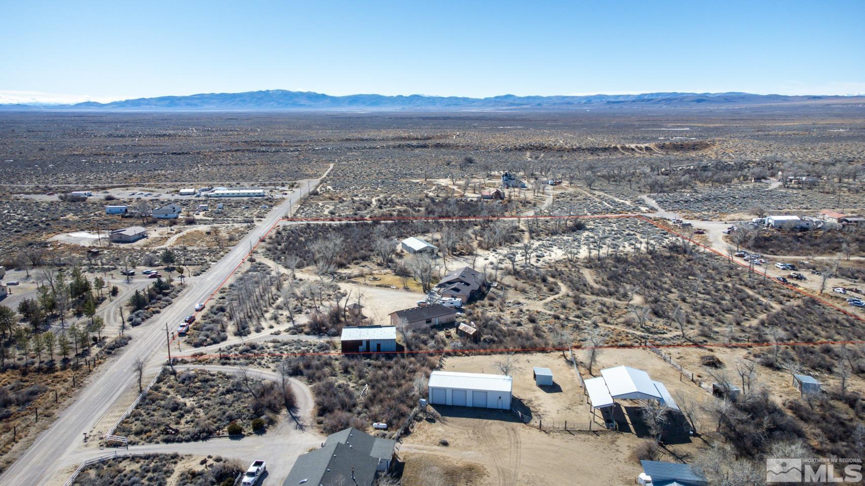 3812 Boyer Road Fallon, NV 89406 - Photo 36 of 40 an aerial view of multiple house