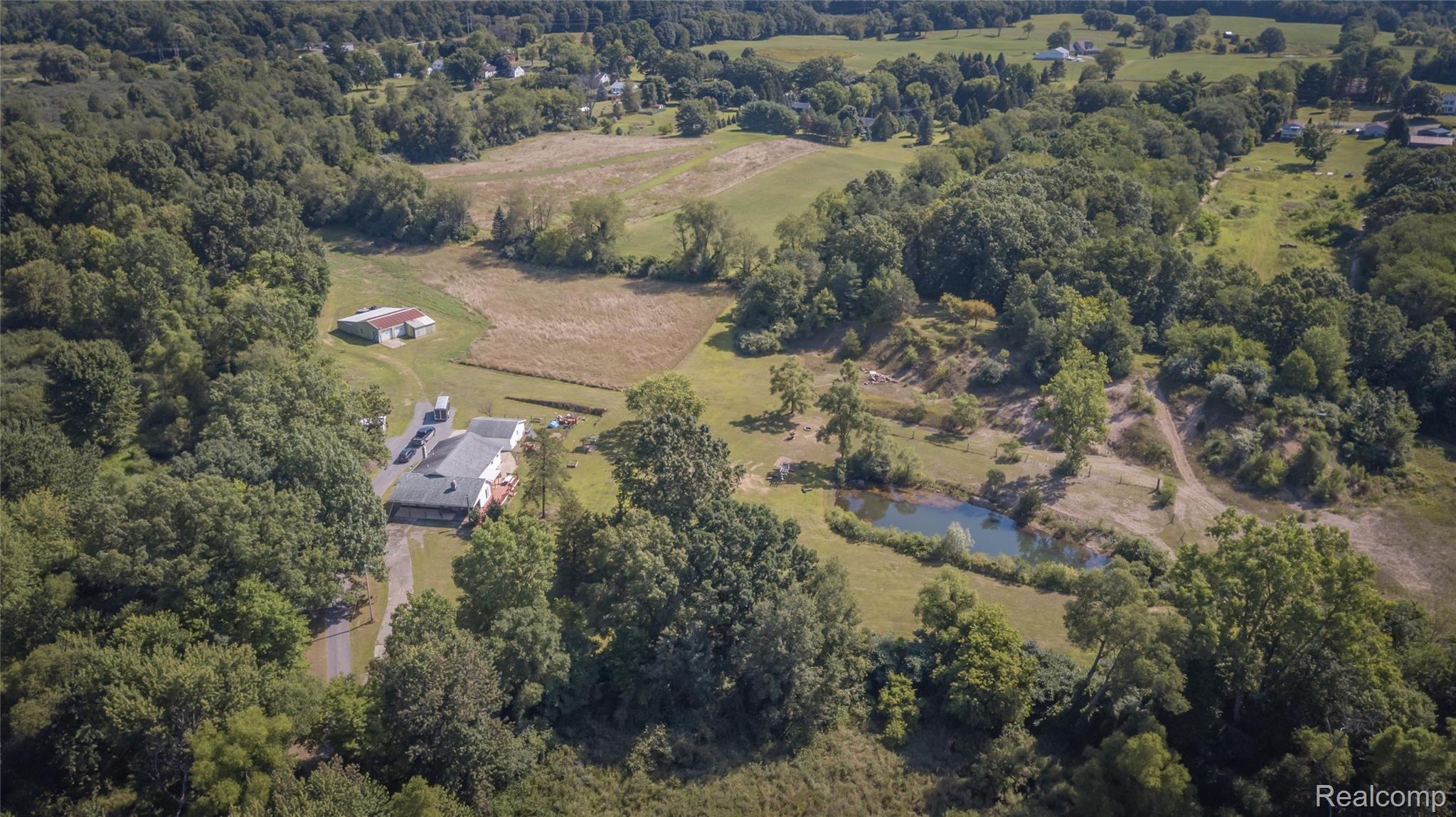 400 Ambs Road Michigan Center, MI 49254 - Photo 2 of 42 02.jpg