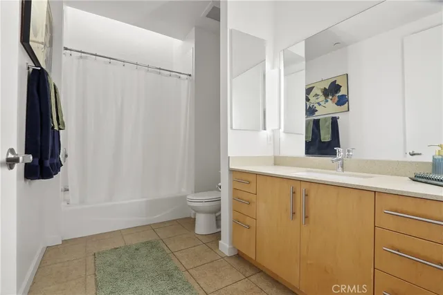 $3,500 | 133 The Promenade North, Unit 402, Long Beach, CA 90802