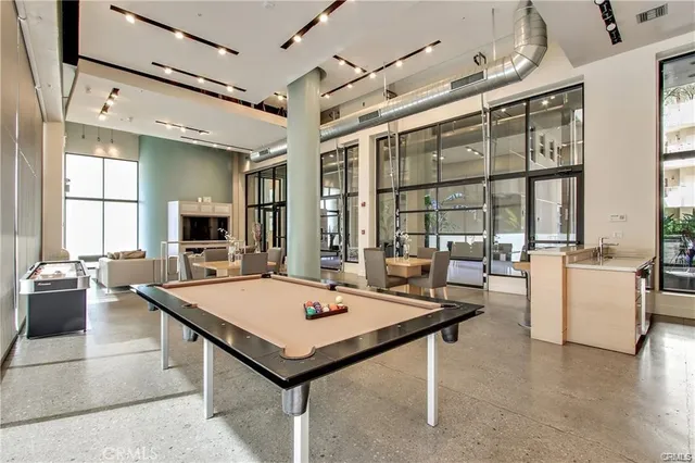 $3,500 | 133 The Promenade North, Unit 402, Long Beach, CA 90802