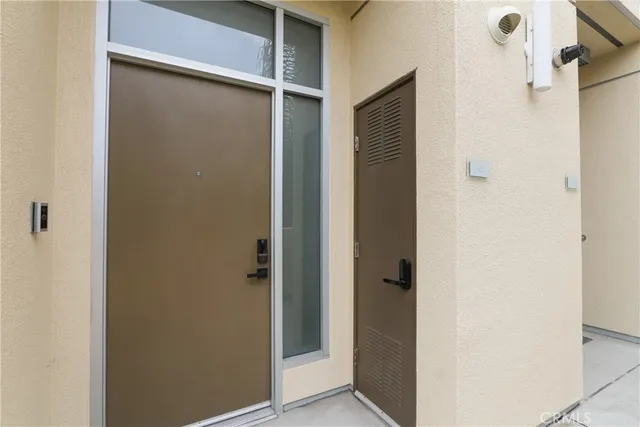 $3,500 | 133 The Promenade North, Unit 402, Long Beach, CA 90802