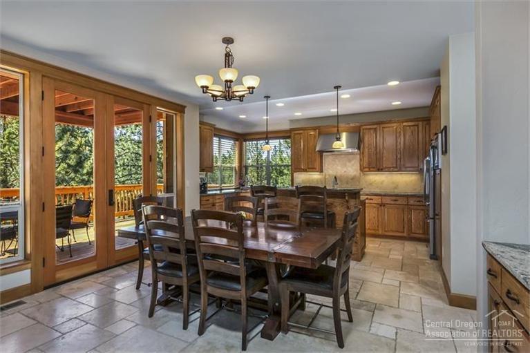 2281 Northwest Putnam Road Bend, OR 97703 - Photo 9 of 25 Additional Photo