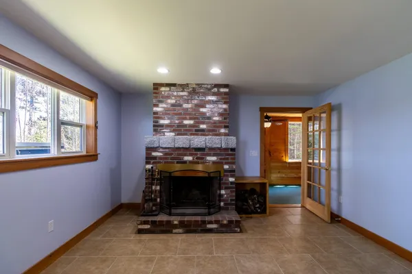 $312,000 | 4 Landis Strip, Jonesport, ME 04649