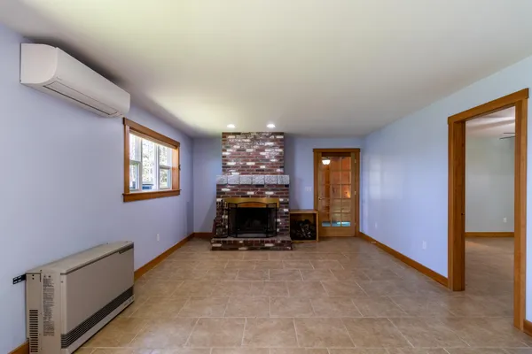 $312,000 | 4 Landis Strip, Jonesport, ME 04649