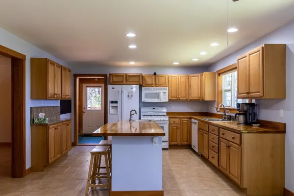 $312,000 | 4 Landis Strip, Jonesport, ME 04649